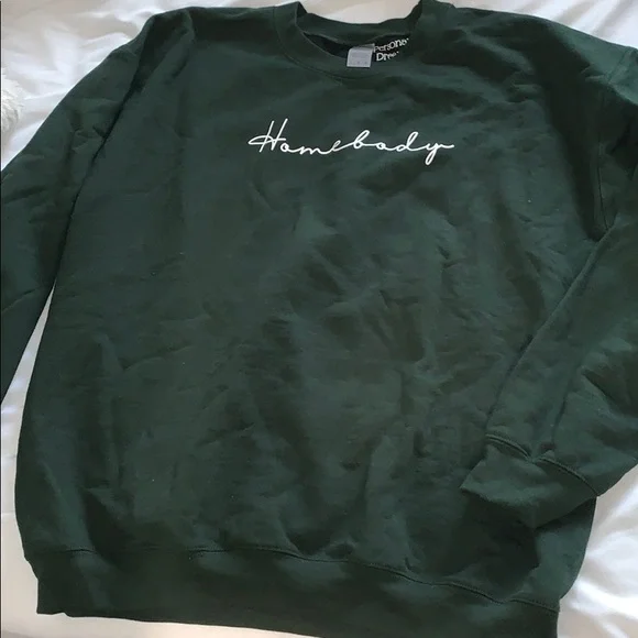 Homebody Crewneck - Picture 2 of 3